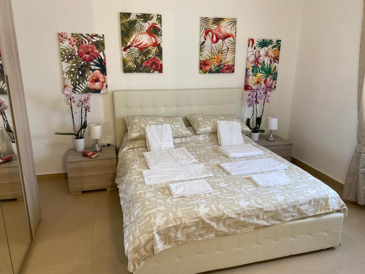 Caserta Royale Apartment エクステリア 写真